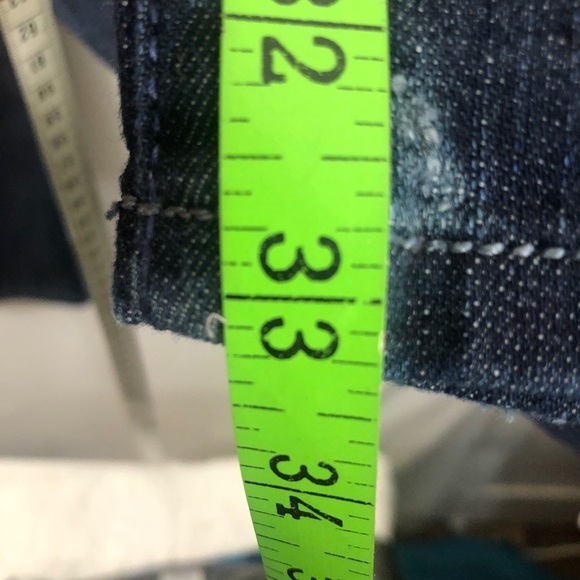 Womens Rhinestone Guess Jeans. Size 36/33 - Picture 7 of 10